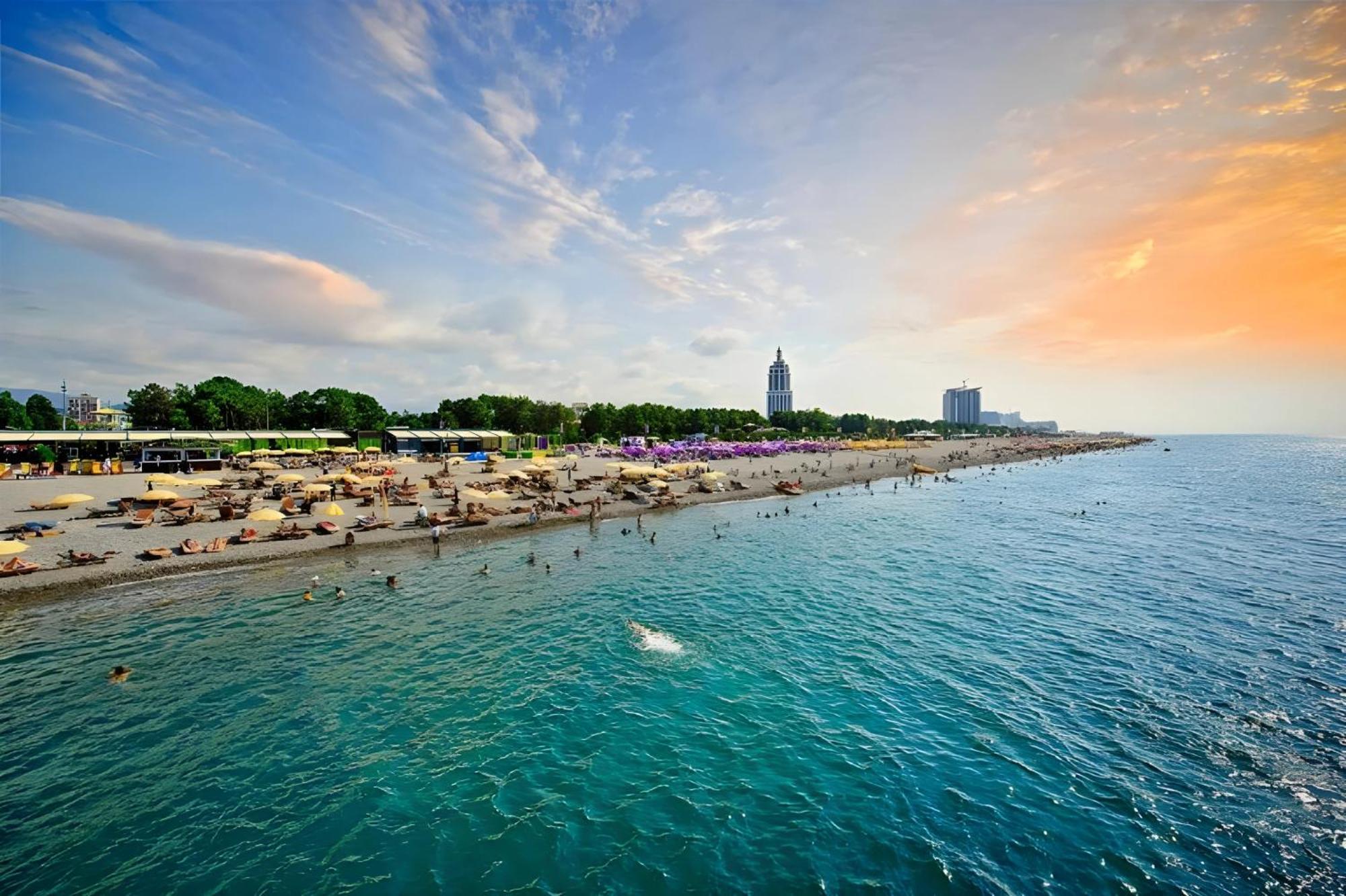Orbi Batumi City Beach View Hotel Exteriör bild