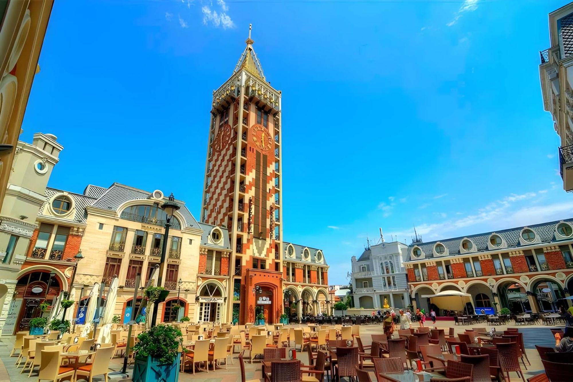 Orbi Batumi City Beach View Hotel Exteriör bild