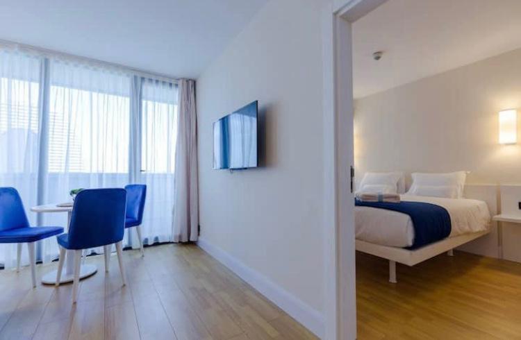 Orbi Batumi City Beach View Hotel Exteriör bild